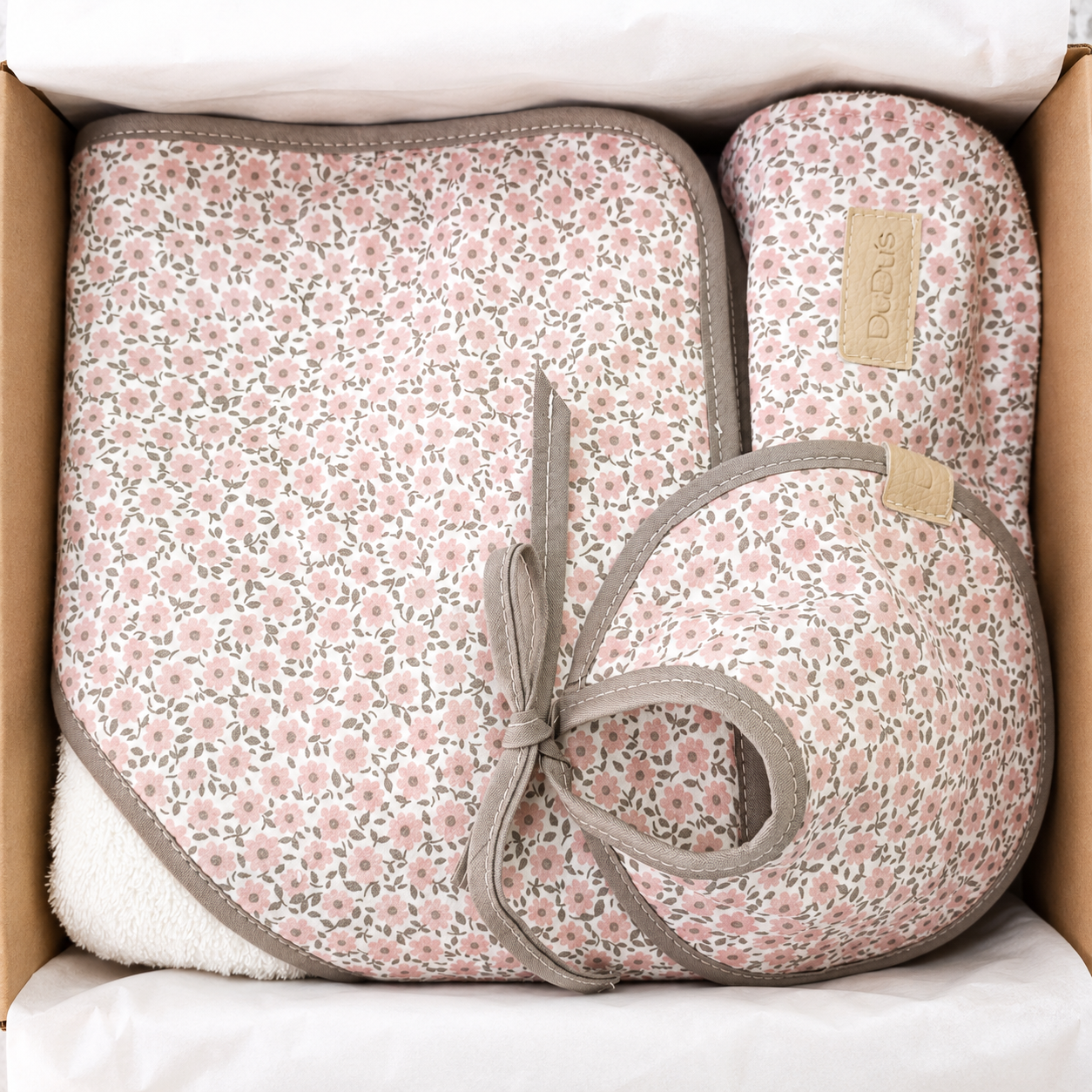 Conjunto de Bienvenida Flor SiN PERSONALIZAR