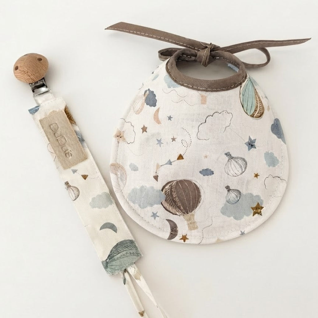 Set de Babero + Chupetero Elio Personalizable