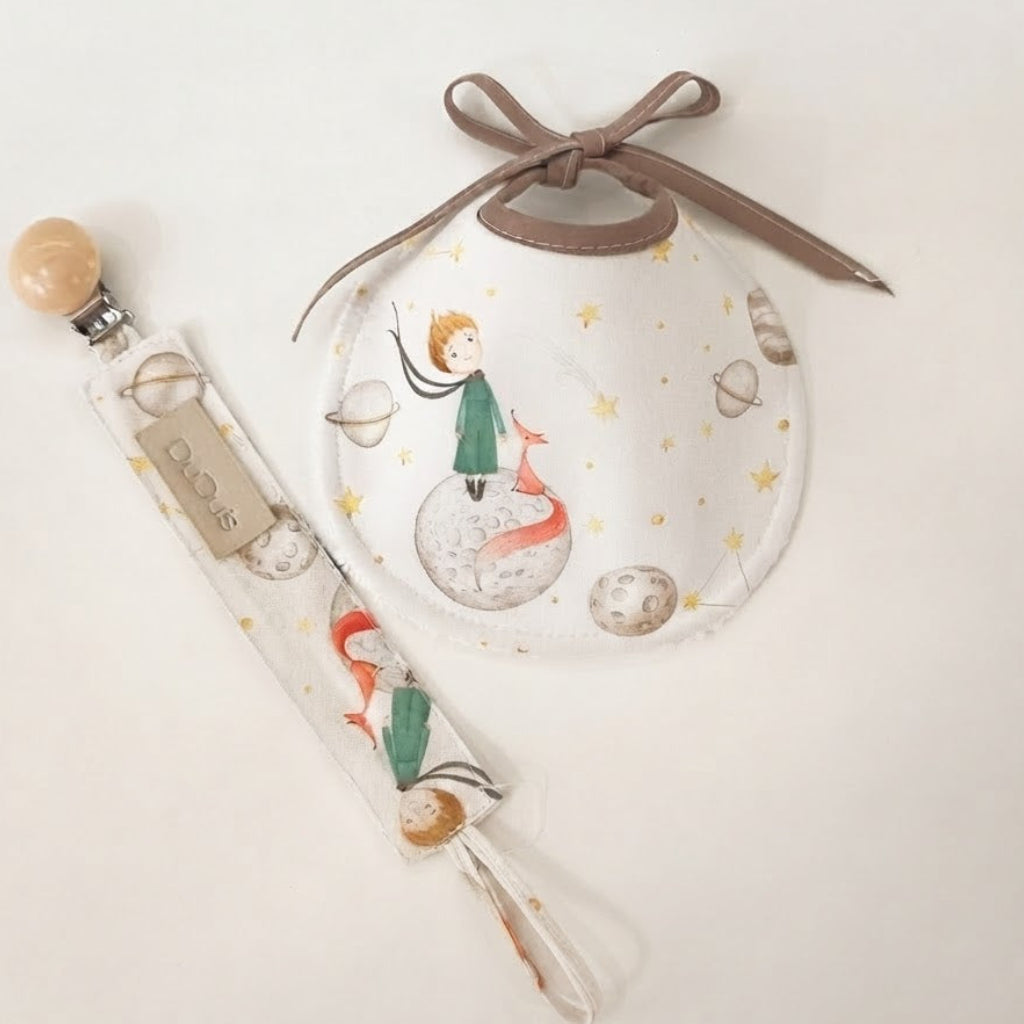 Set de Babero + Chupetero Principito Personalizable