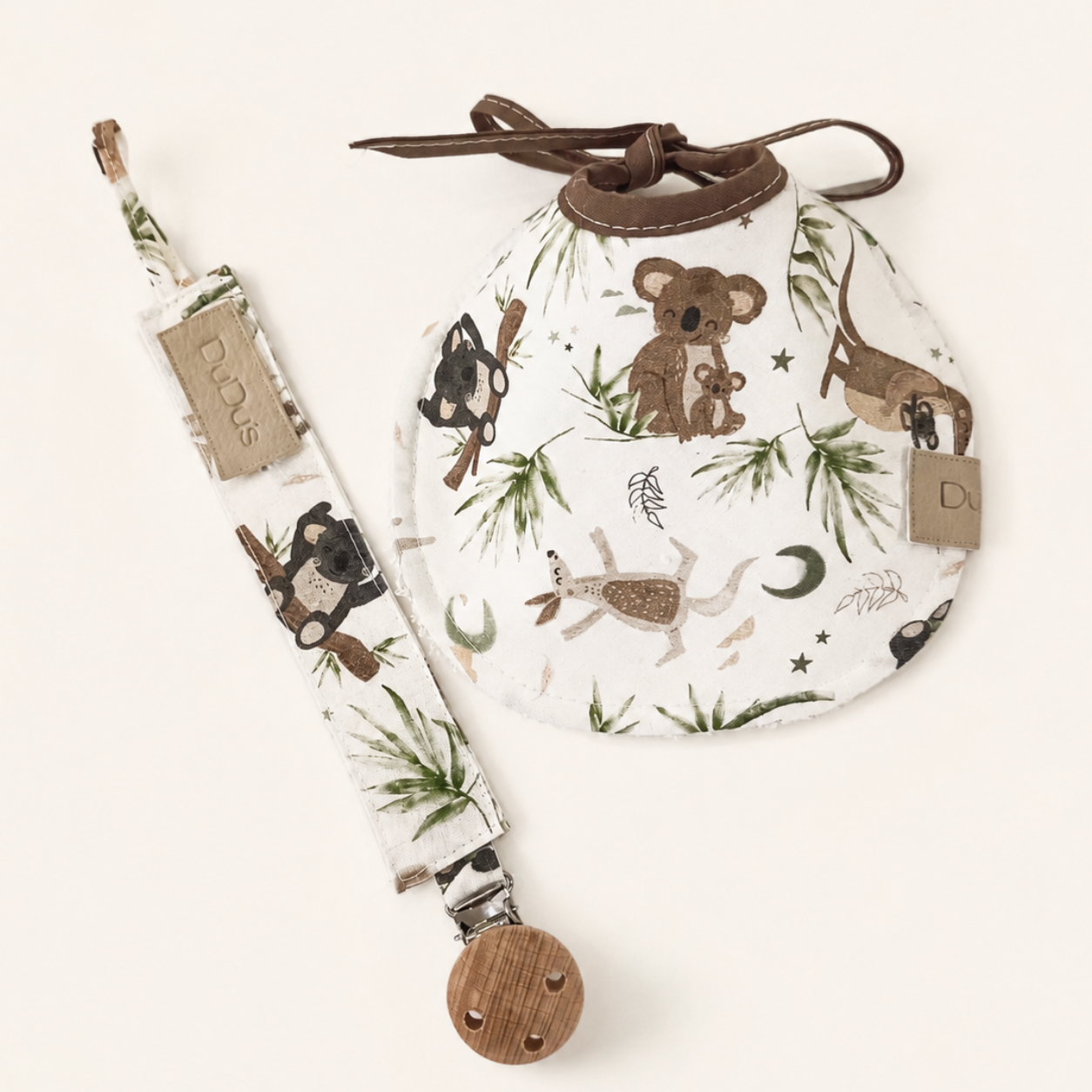 Set de Babero + Chupetero Australia Personalizable