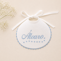 Babero en Piqué Blanco & Azul Estela Personalizable
